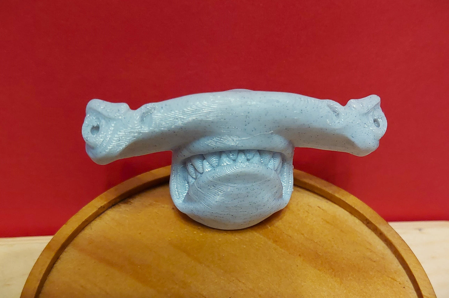 Hammerhead Magnet